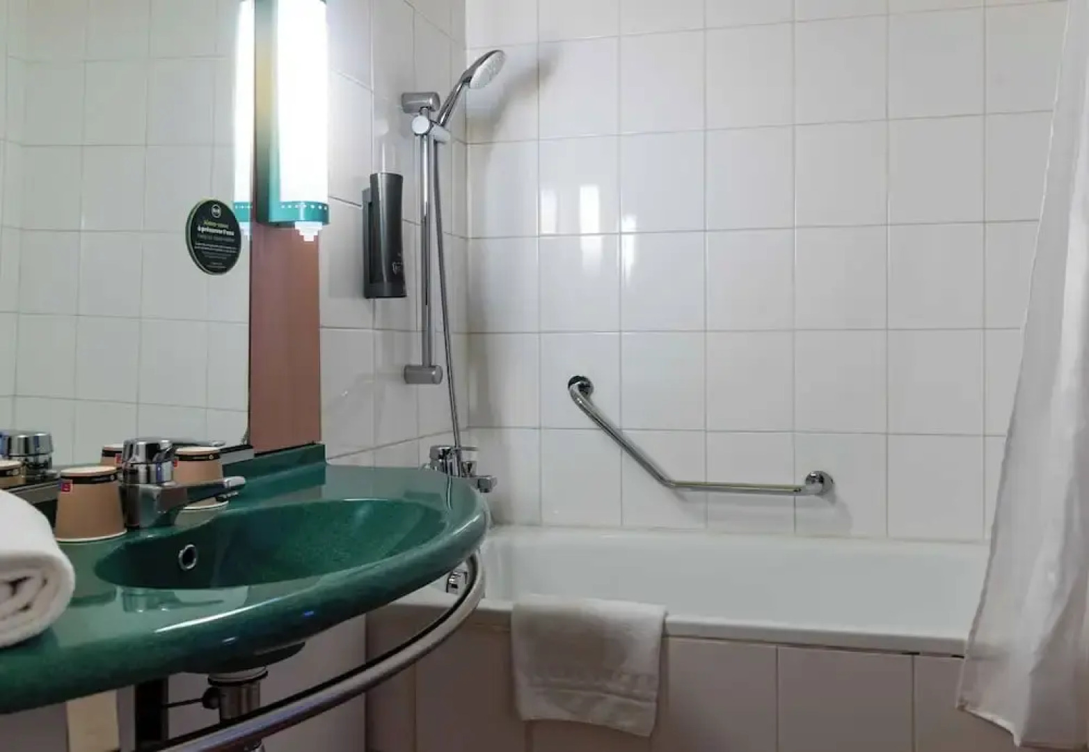 hotelF1 Grenoble Universite