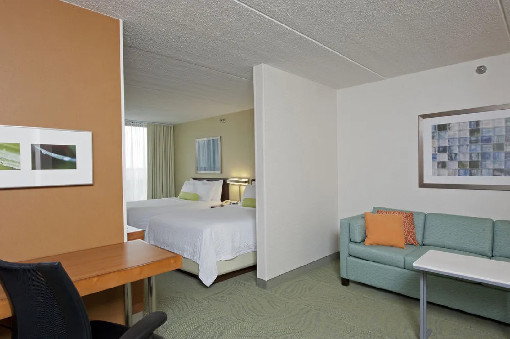 Springhill Suites Chicago Naperville