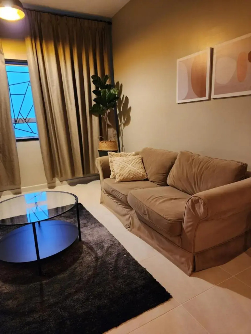 Ndw appartment. Clean house + NEW furniture