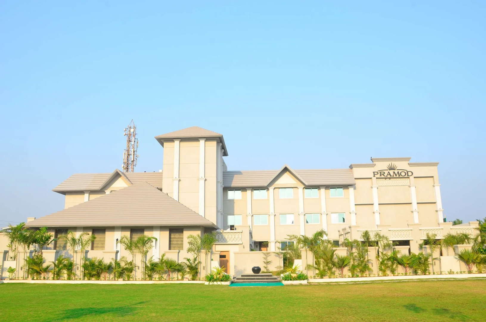 Pramod Convention & Beach Resort