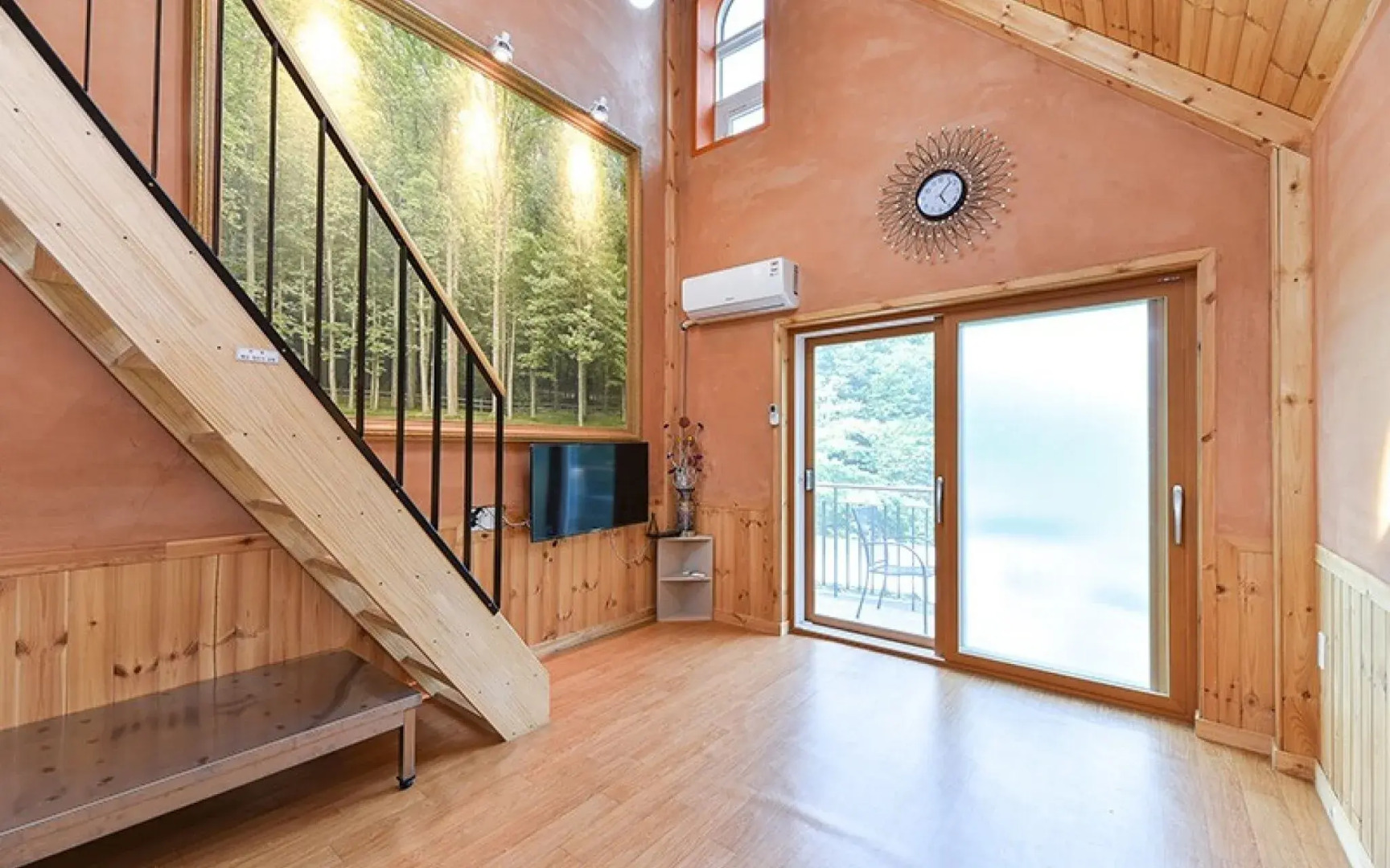 Gwangyang Banwolsanjang Pension