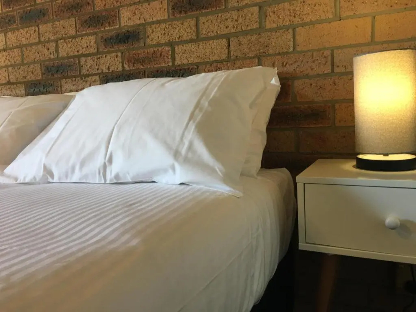 Bega Downs Motor Inn