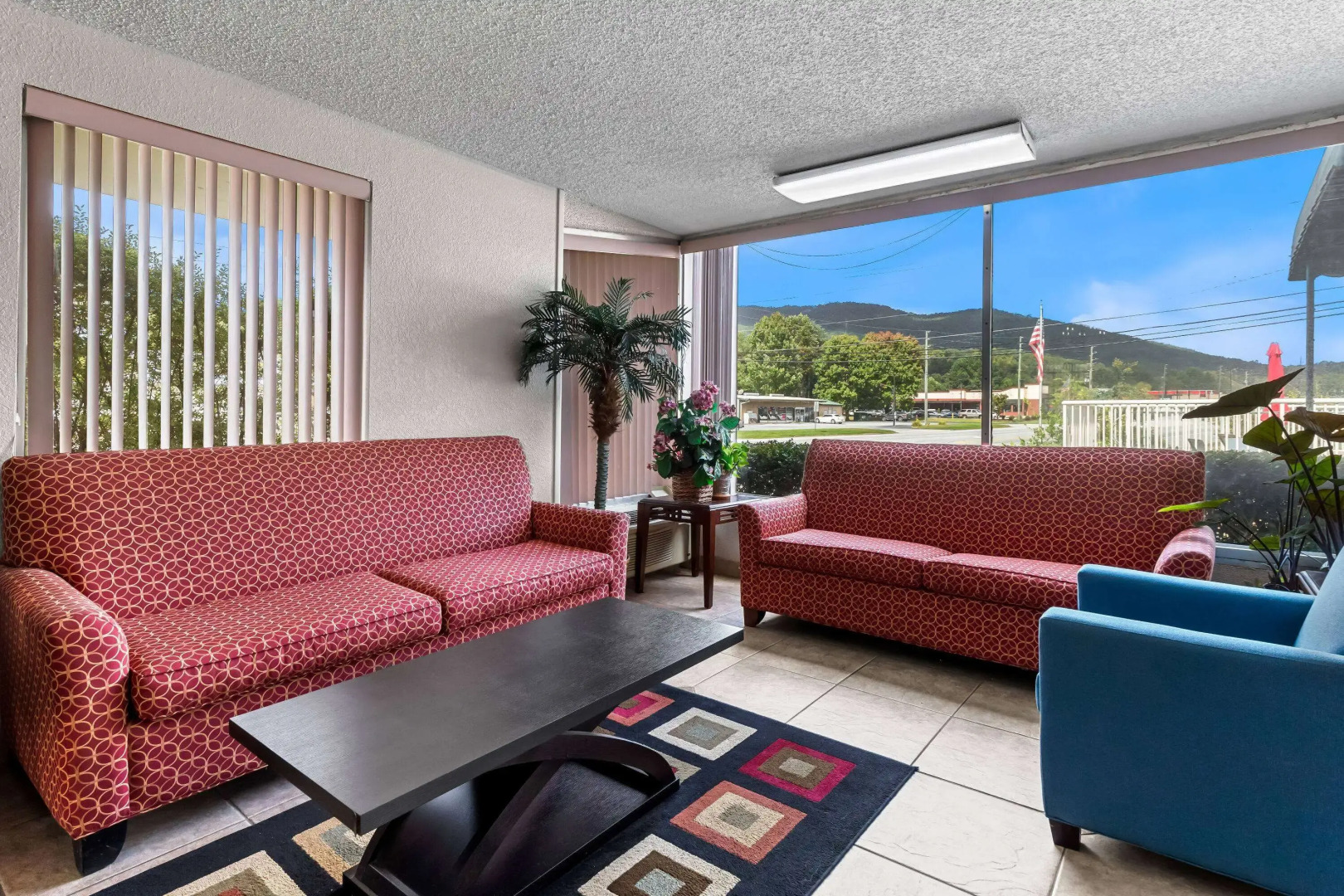 Days Inn by Wyndham Clayton