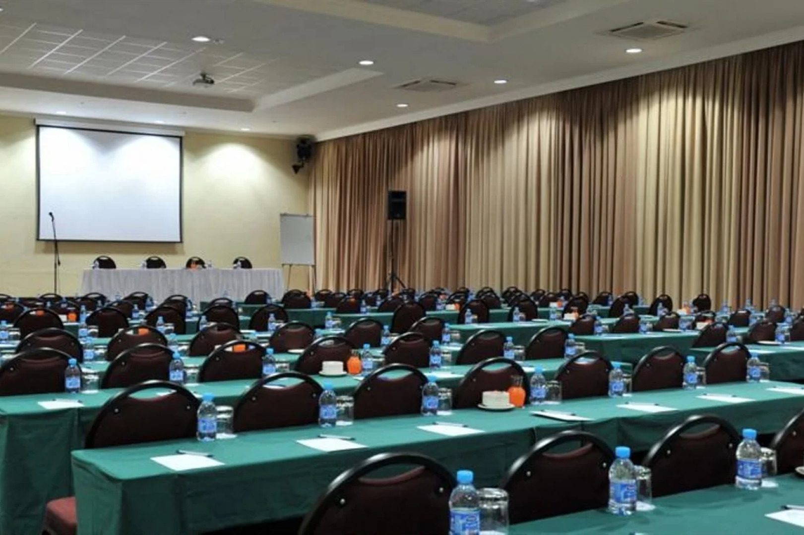 The Parktonian All Suite Hotel