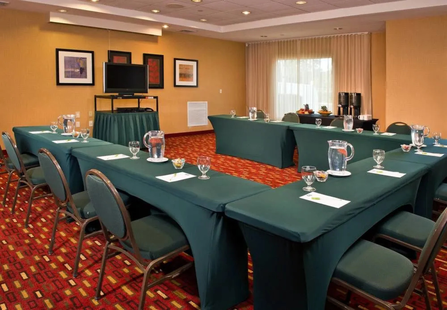 Courtyard Long Island MacArthur Airport