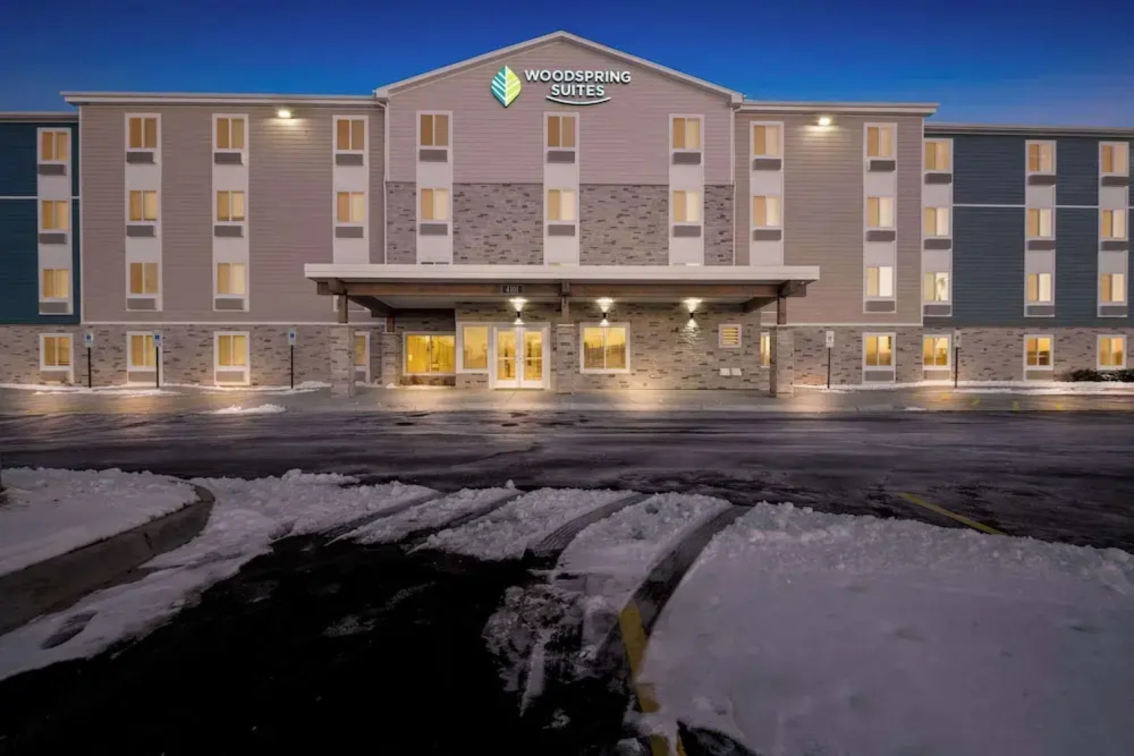 Woodspring Suites Loves Park Rockford