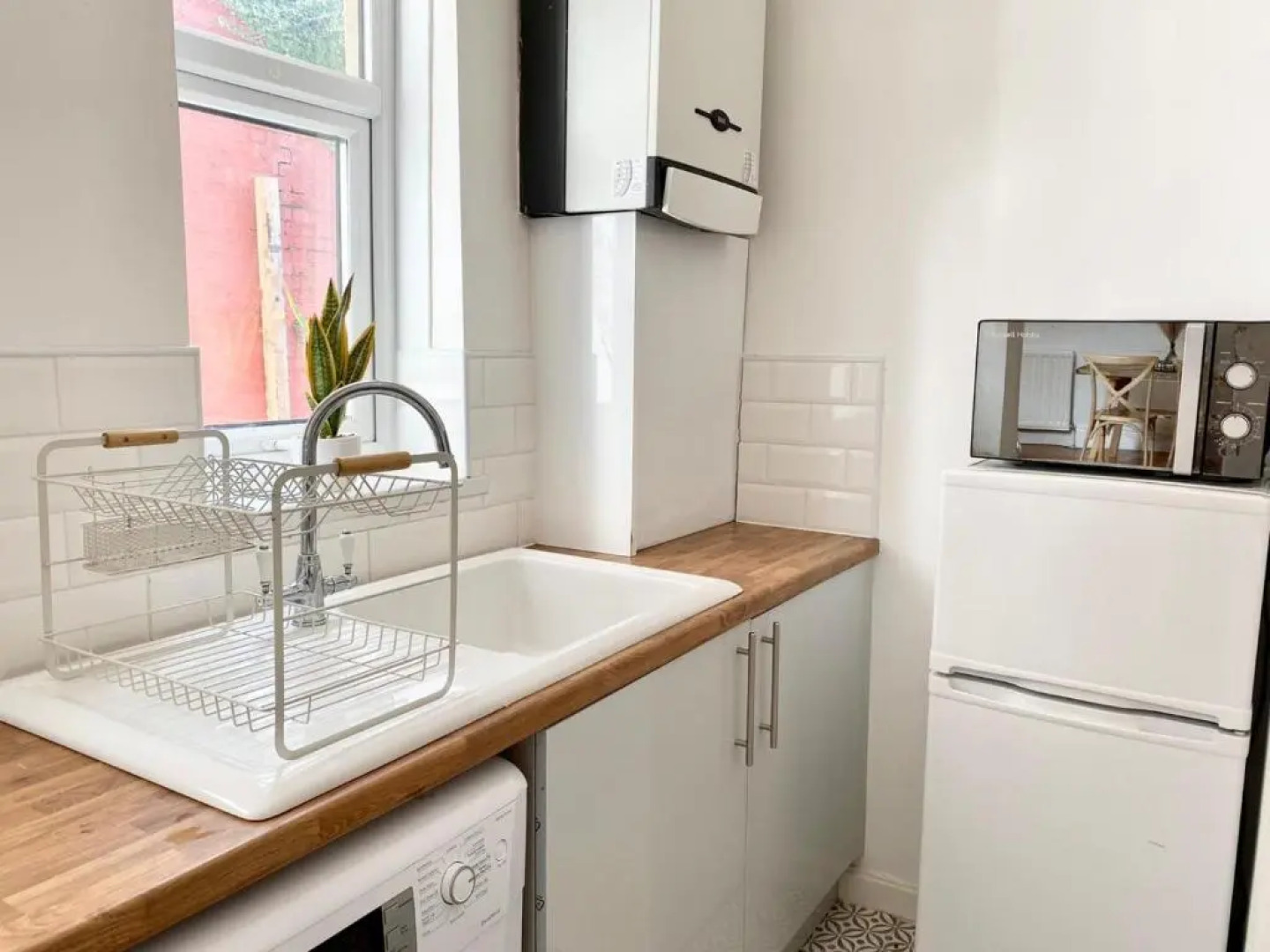 50 Biddlestone Road Heaton