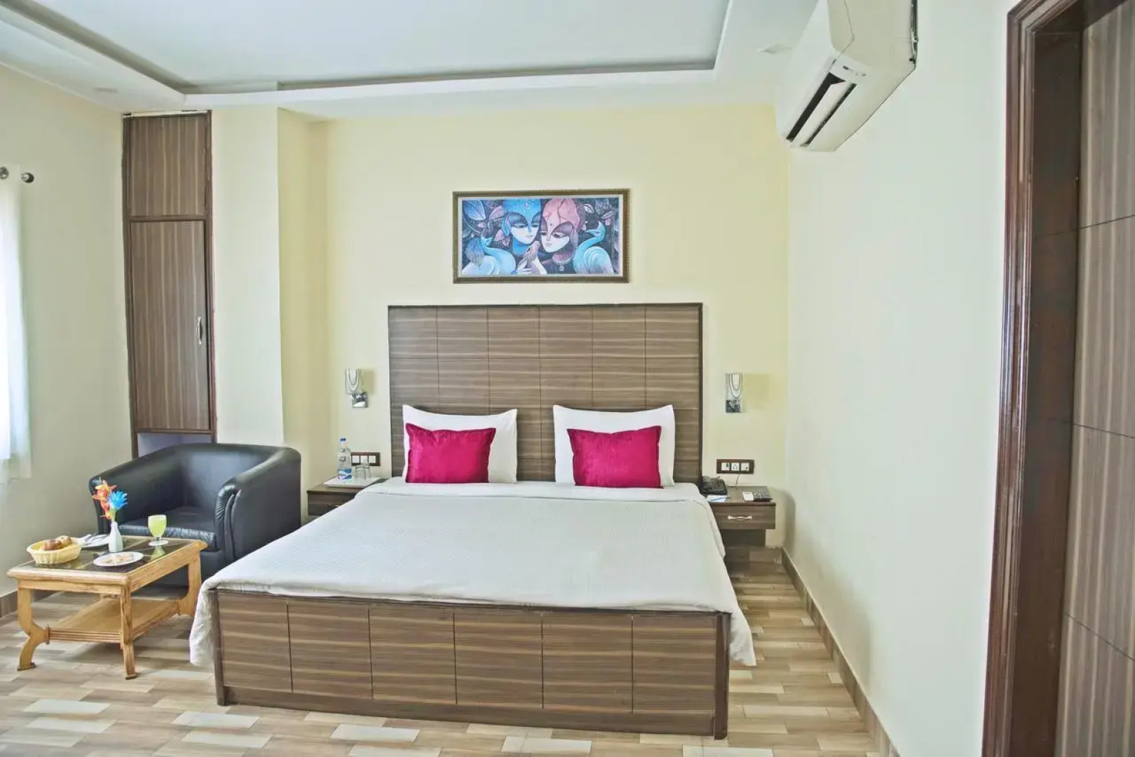 Spring Sky Mughalsarai by ShriGo Hotels