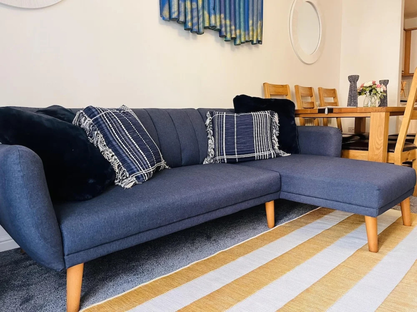 Beautiful 2 - Bed Apartment in Aylesbury