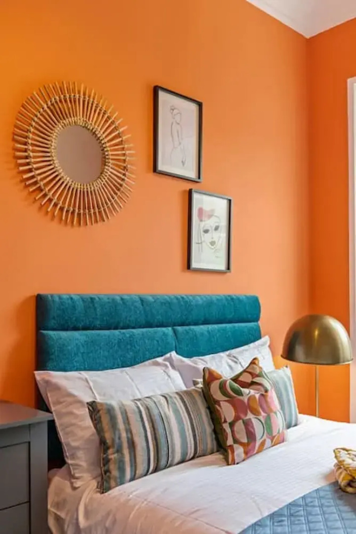 Stylish 4 Bed-town Centre