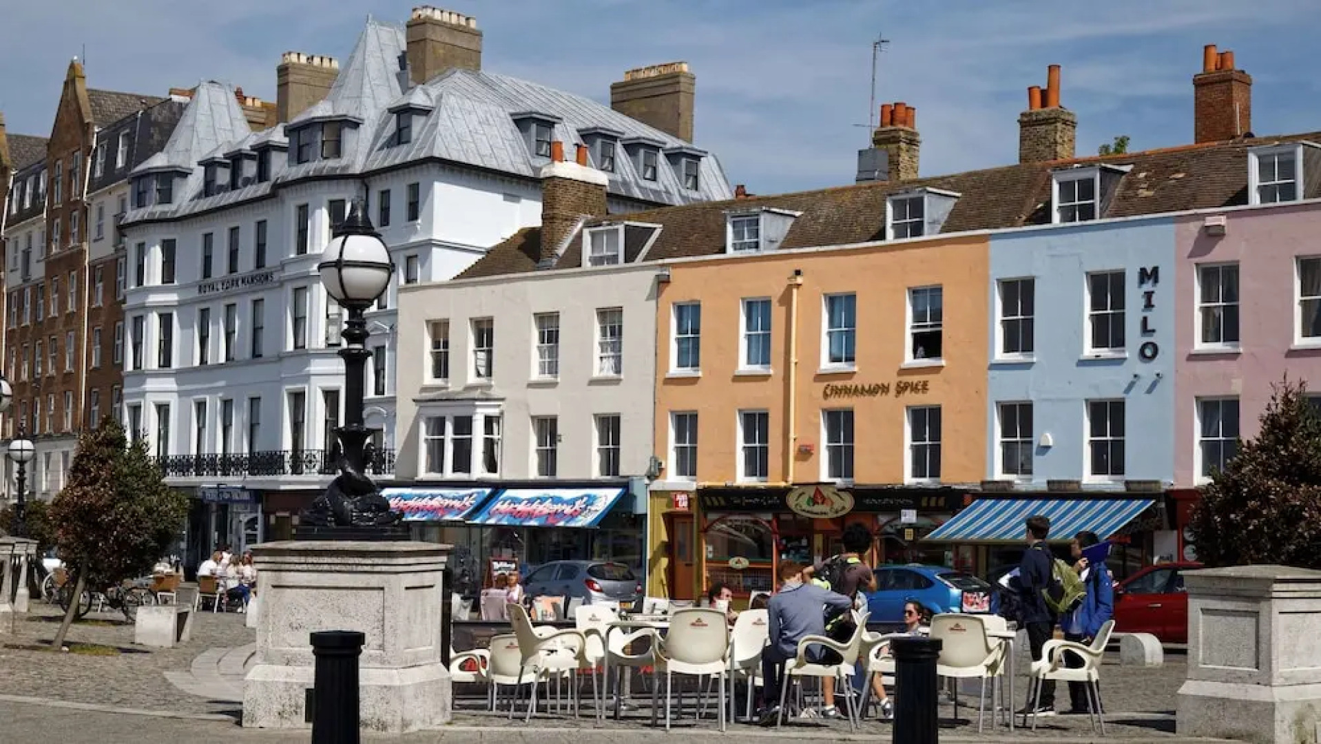 The Victoria Crescent Hotel