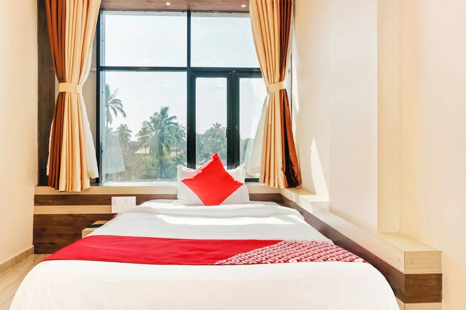 OYO 29634 Hotel Navalai Pride