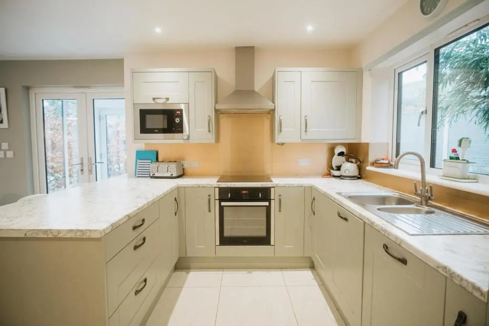 YR HEN BERLLAN - 3 Bedroom House in Snowdonia National Park, Conwy, North Wales