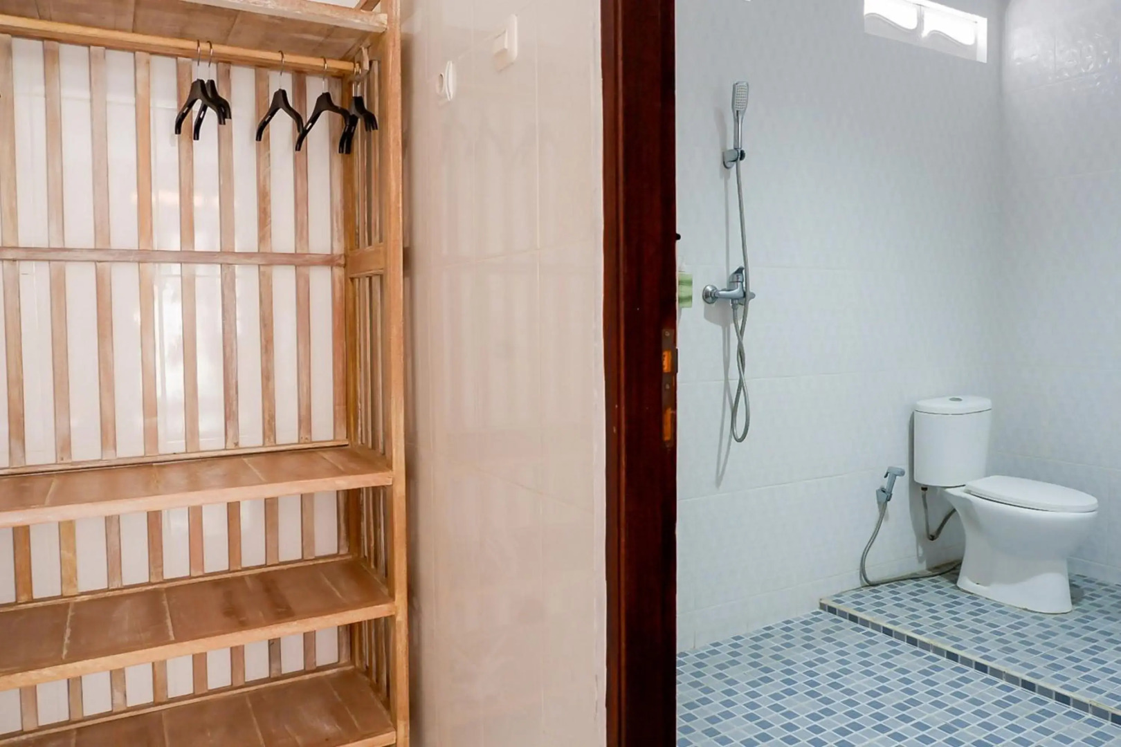 Segara Hotel and Restaurant