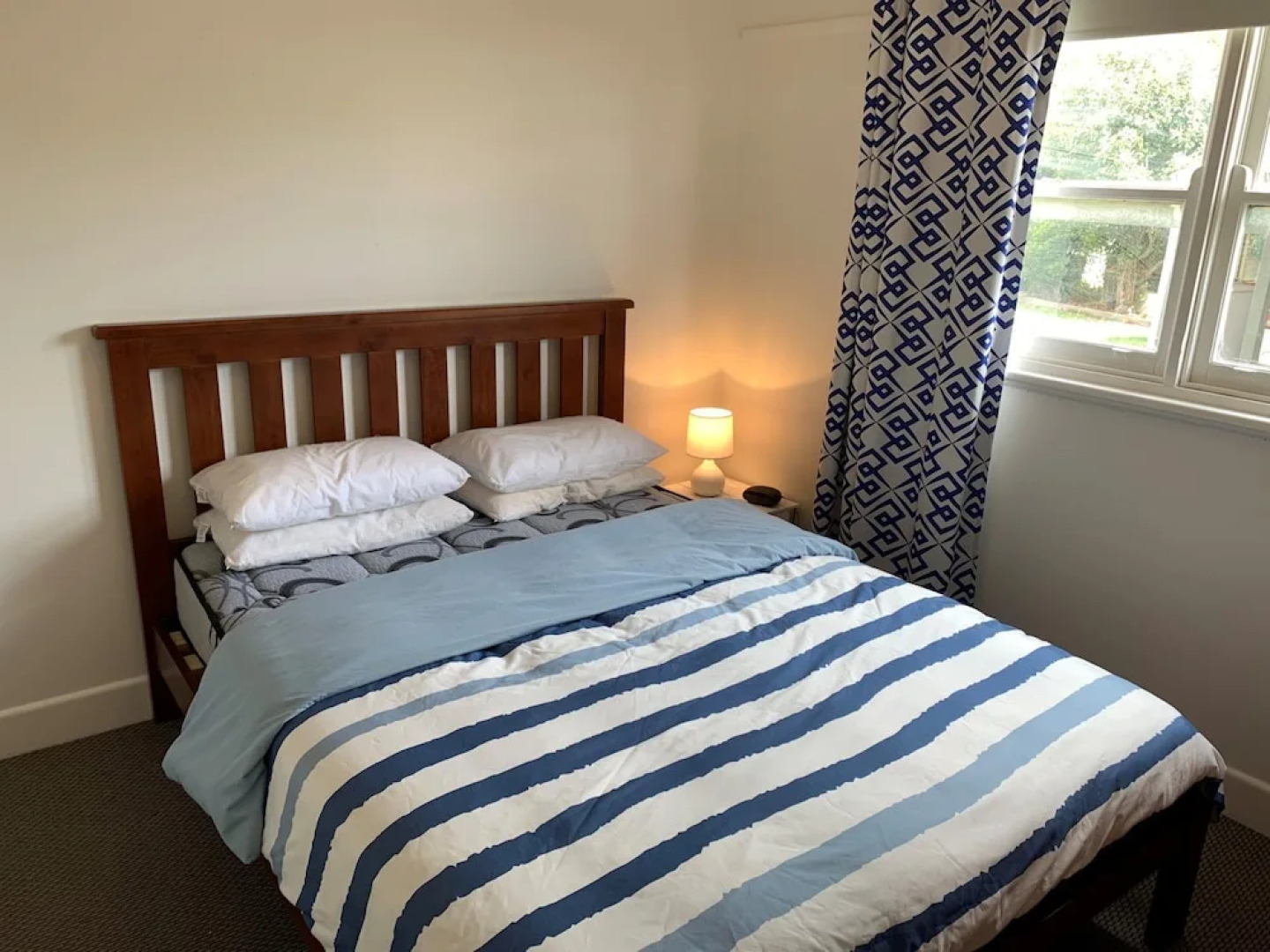 Vintage Sunrise - Pet Friendly (Outside Only)