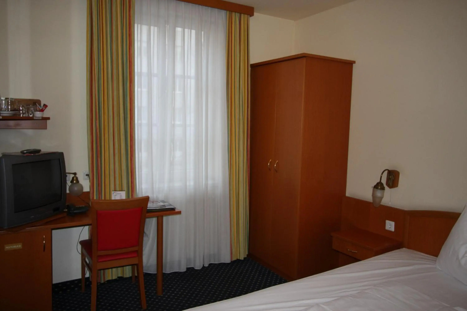 SUITE HOTEL 900m ZUR OPER