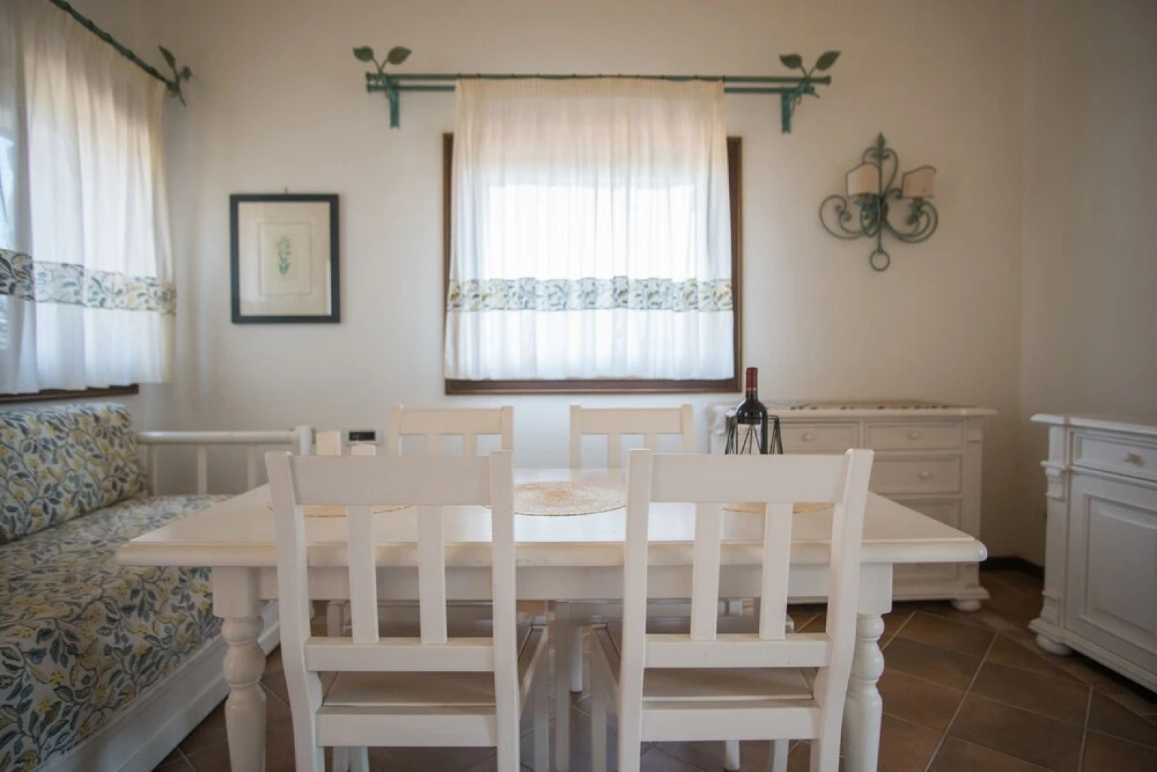 Beautiful Giardino Degli Oleandri two Bedroom Apt Sleeps 6 Plus a Child num 0862