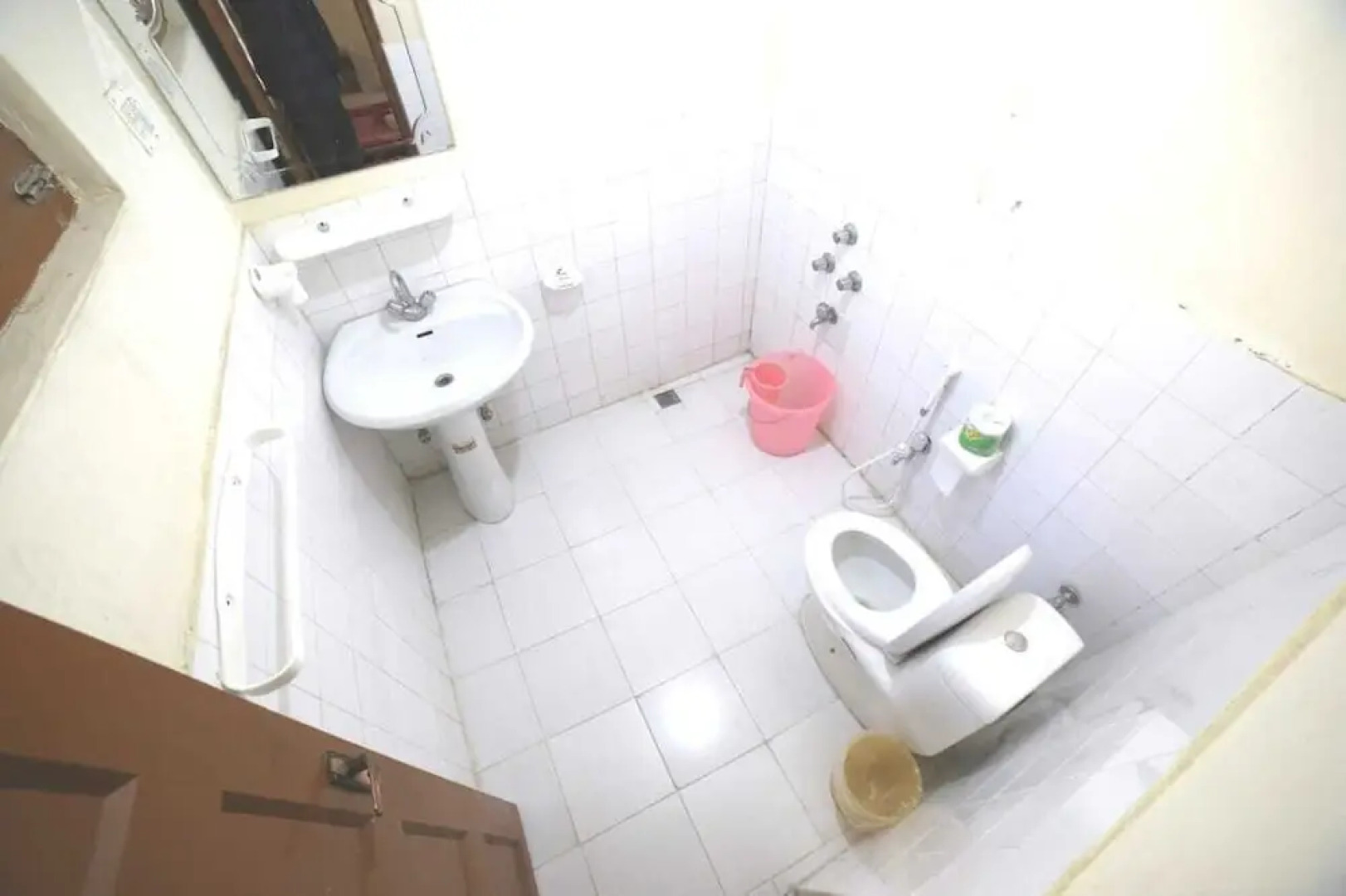 Gulmit Continental Hotel Hunza Valley