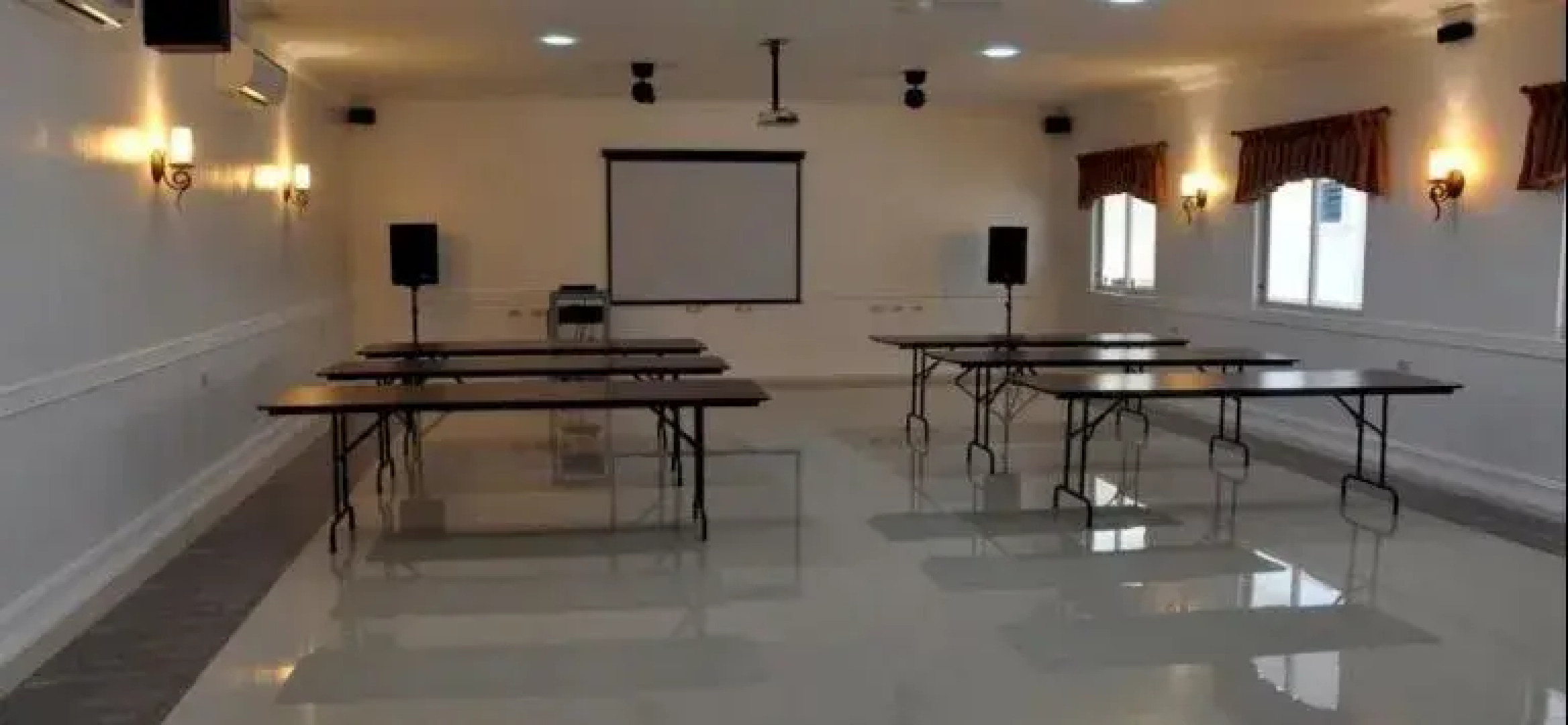 West Wing Resort Hotel