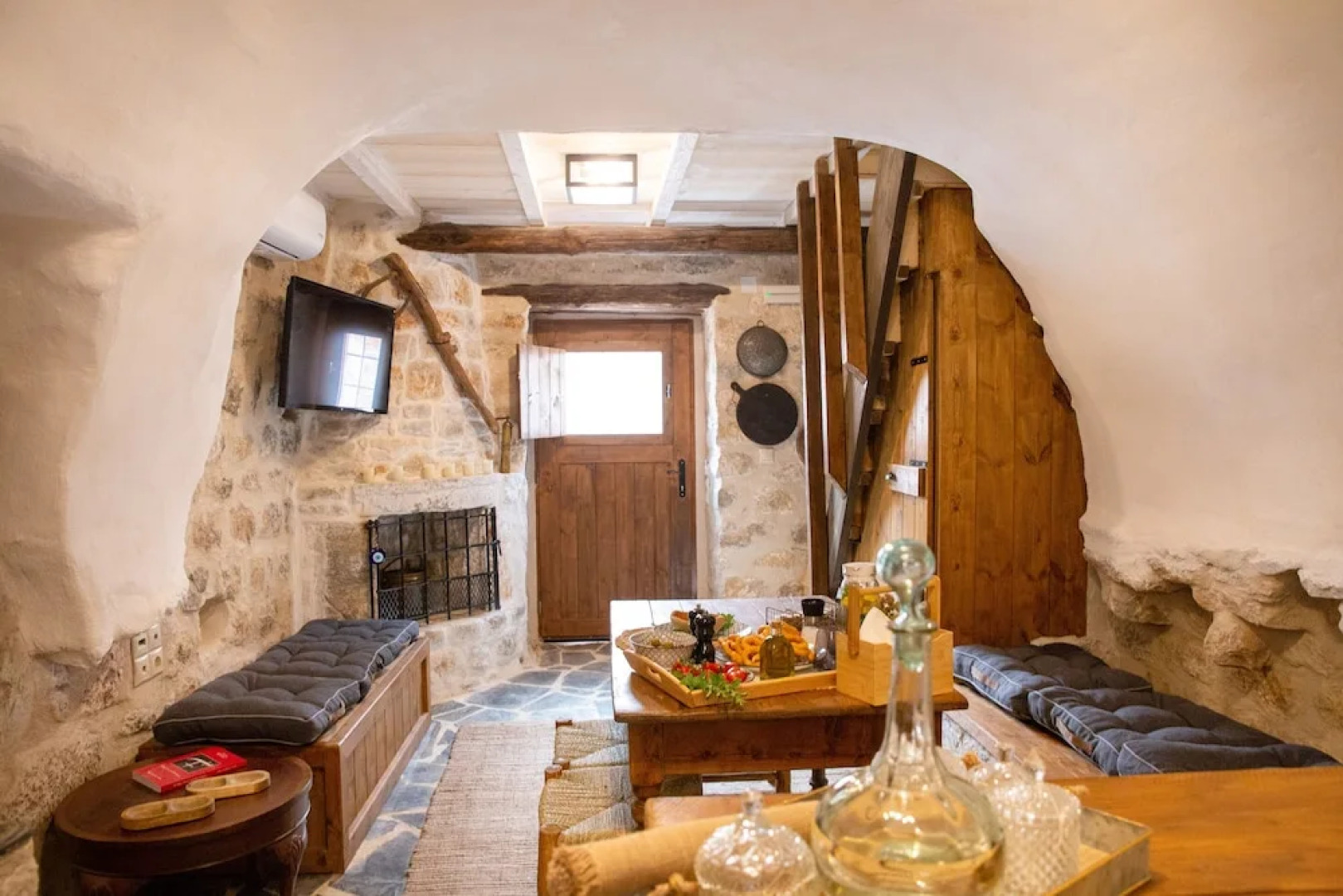 Dandy Villas Tower-Built in 17th century