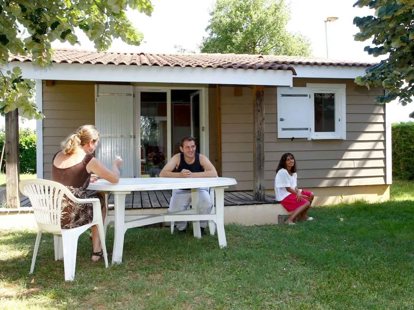 Detached Chalet With a Covered Terrace in Green Surroundings