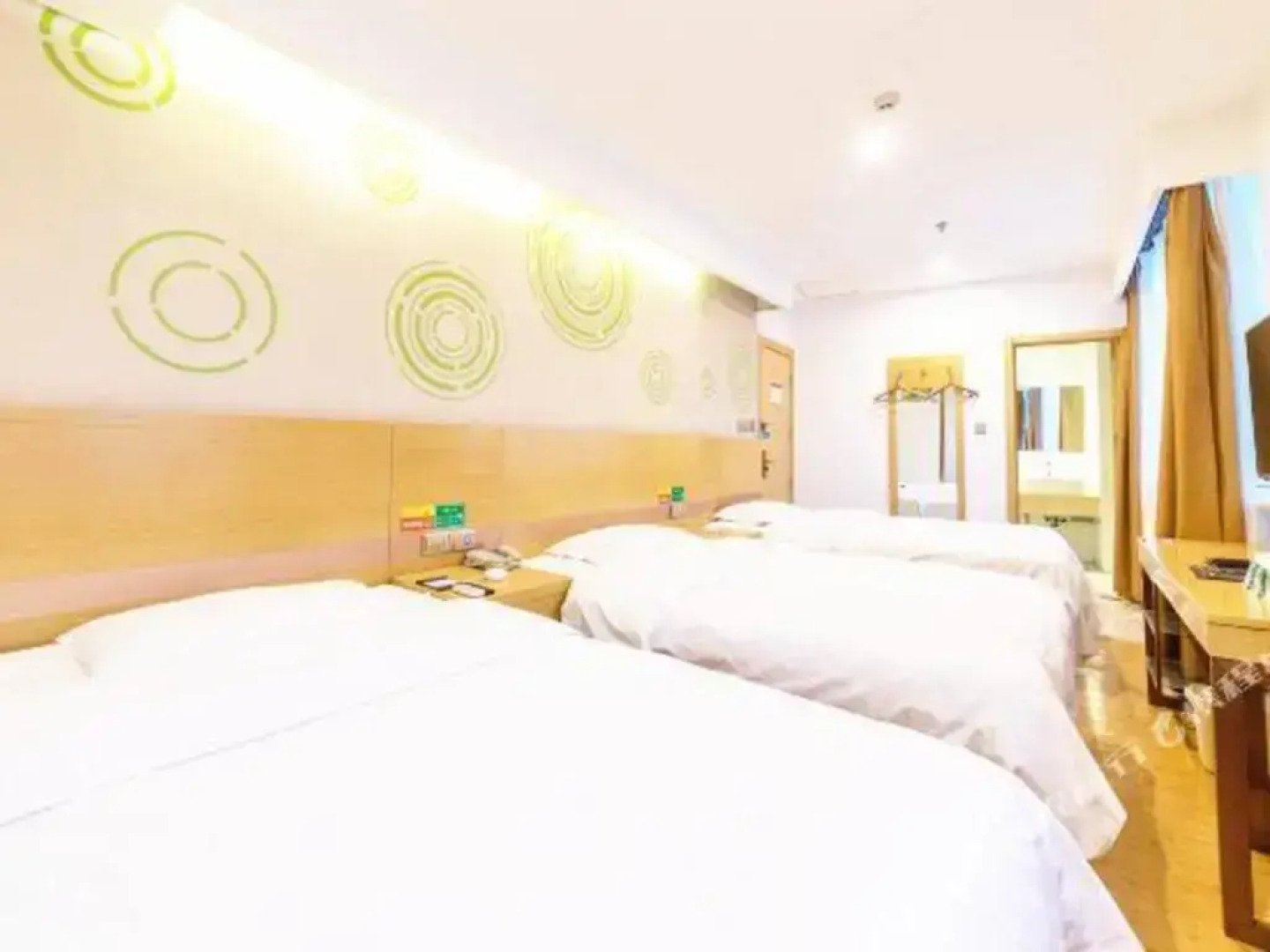 GreenTree Inn Taiyuan Wanbailin District West Bua Station Express Hotel