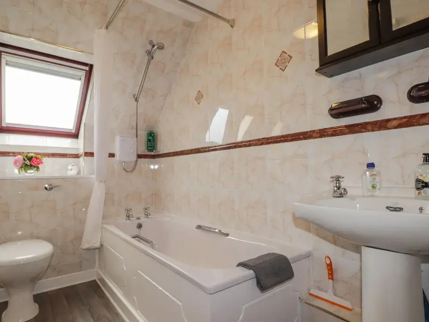 25 Langlands Terrace