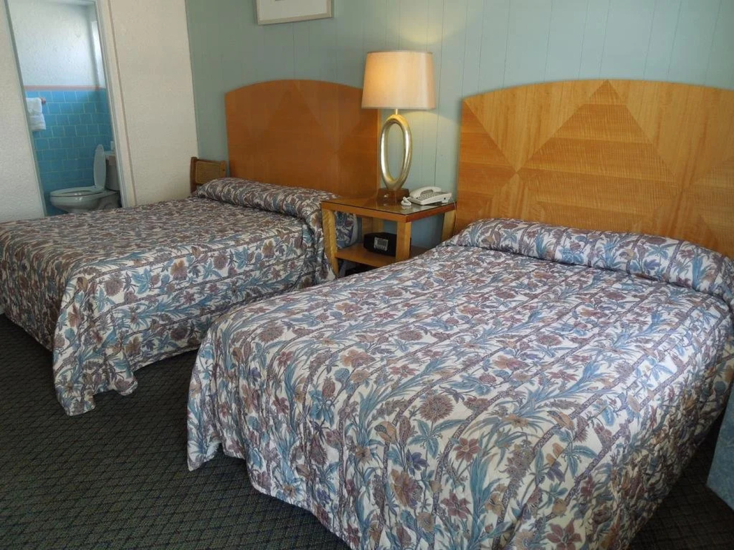 Sand Castle Motel & Restaurant