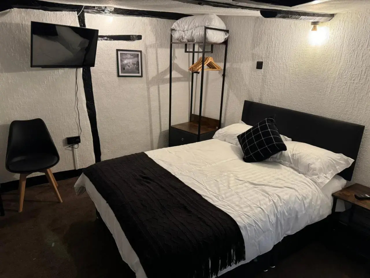 Ye Olde Black Cross Bromsgrove