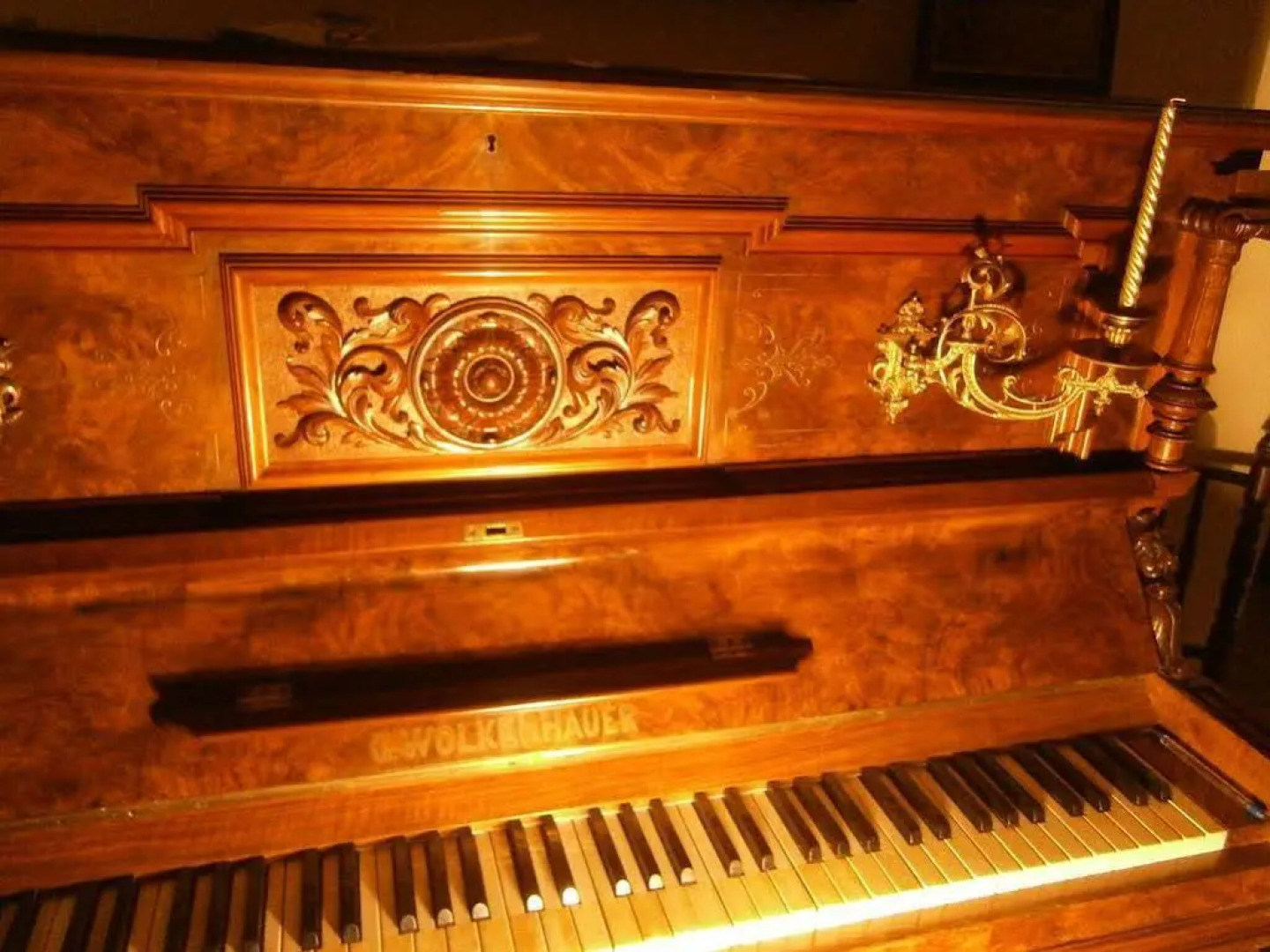 Retro - 19th Century Guest House