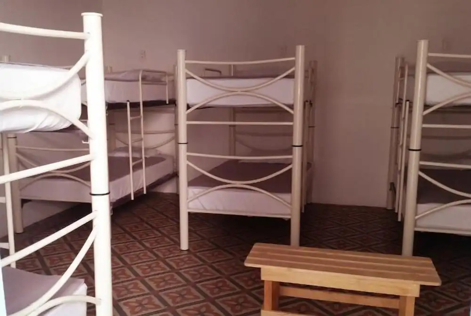 Santa Lucha Hostel