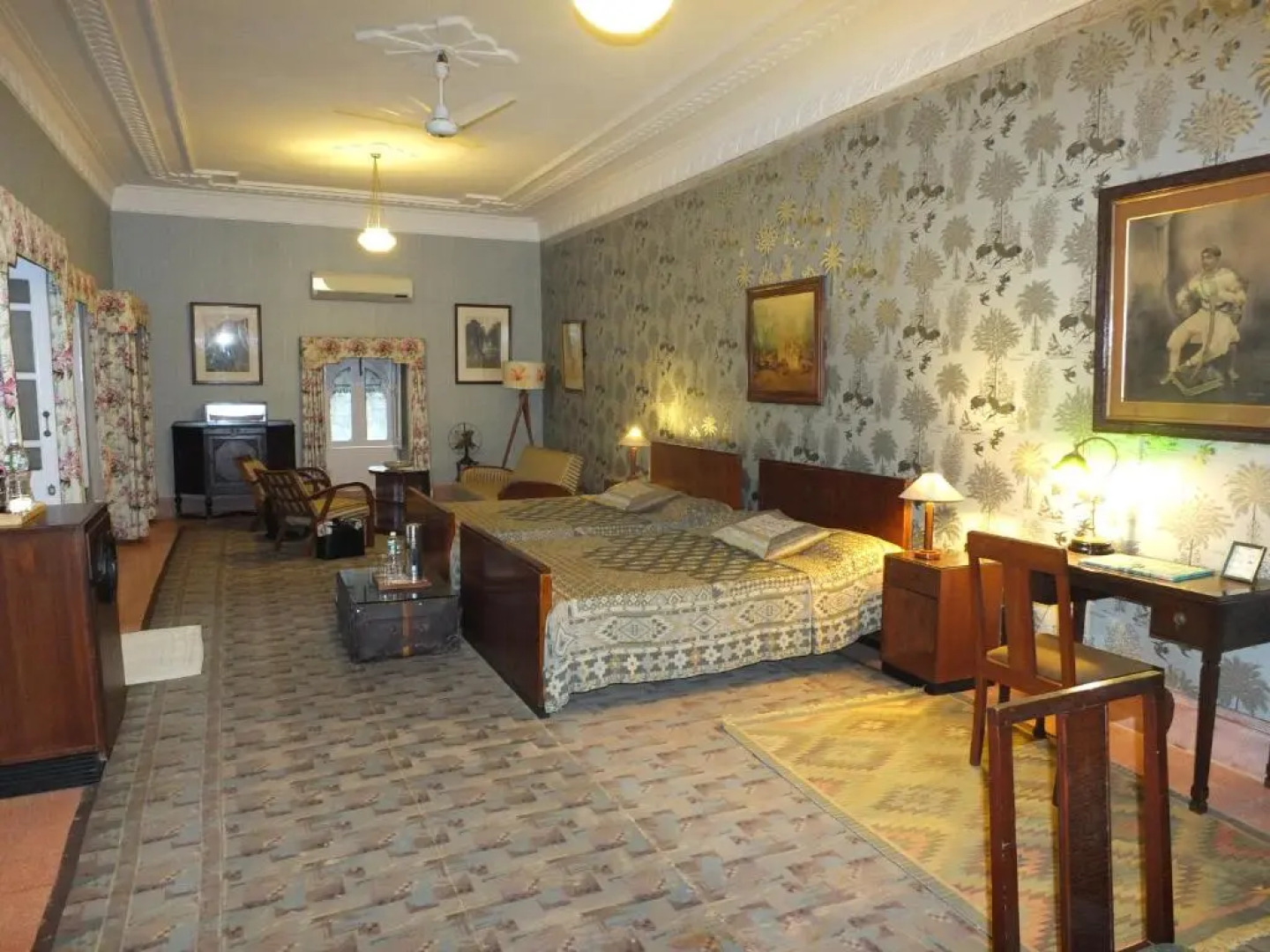 Hotel Udai Bilas Palace-Dungarpur