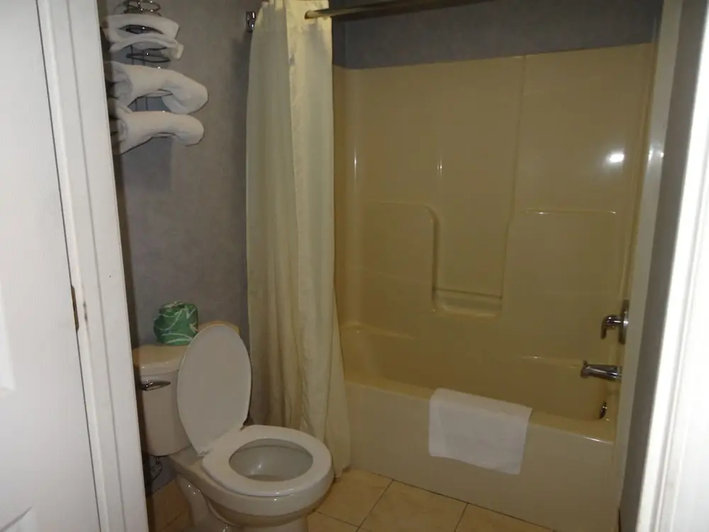 Village Inn and Suites