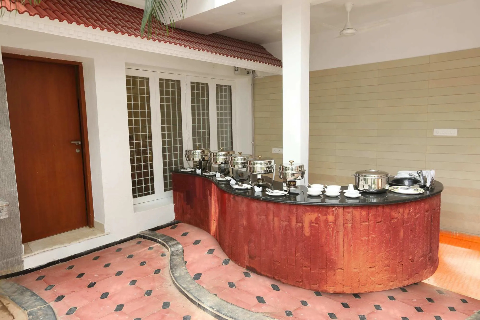 Avenue 11 Boutique Residences