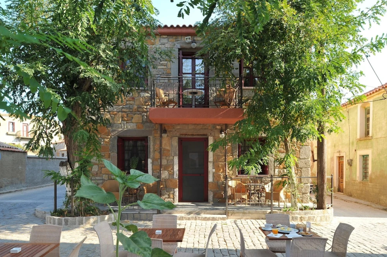 Lively Lofts by The Varos Residences