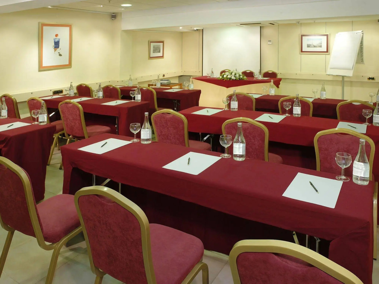 Hotel Adonis Pelinor