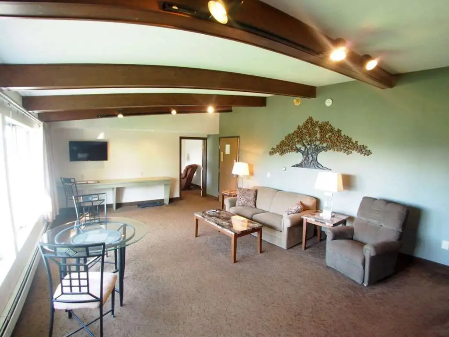 Evergreen Resort