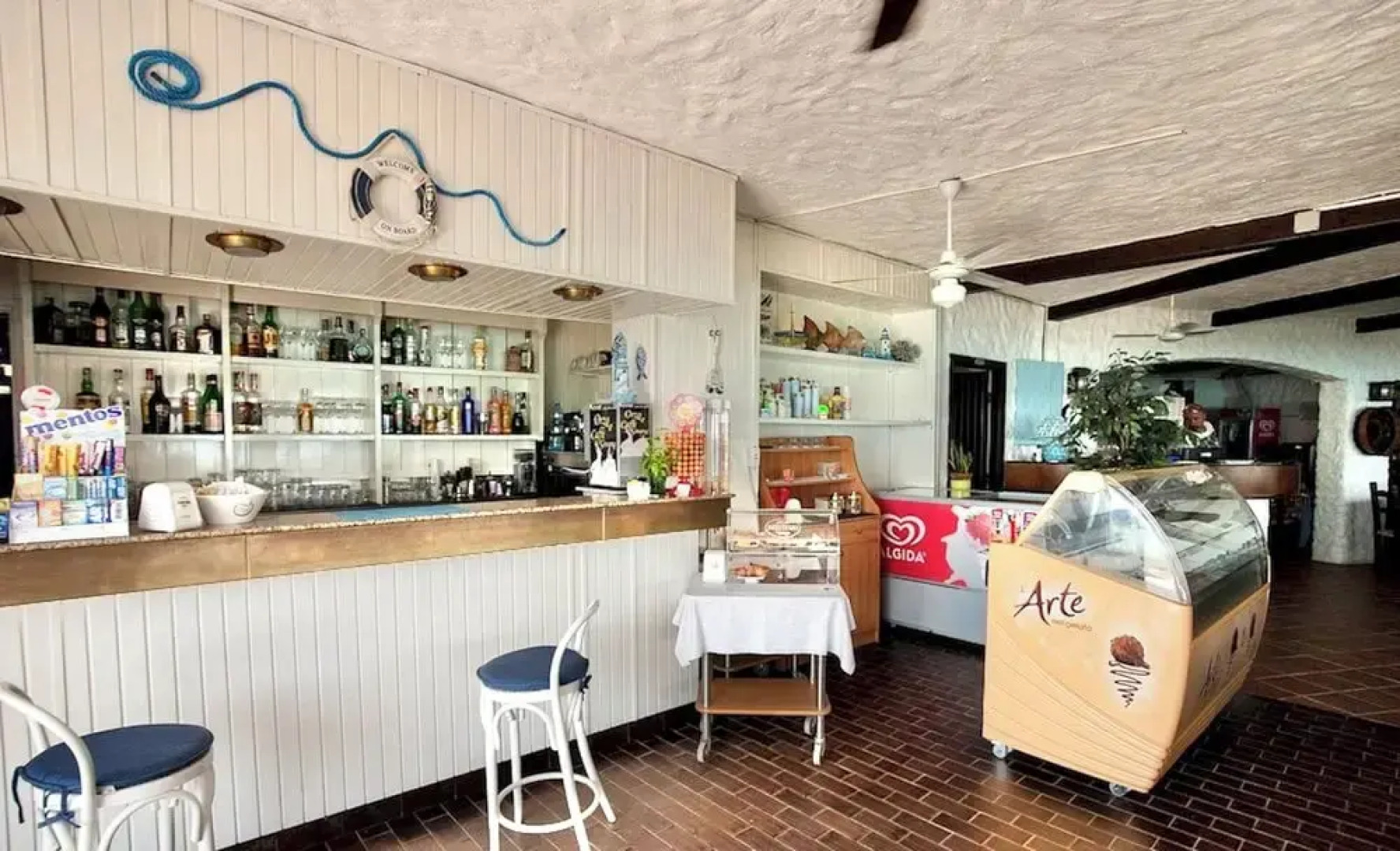 Hotel in Stintino 50 mt from the sea