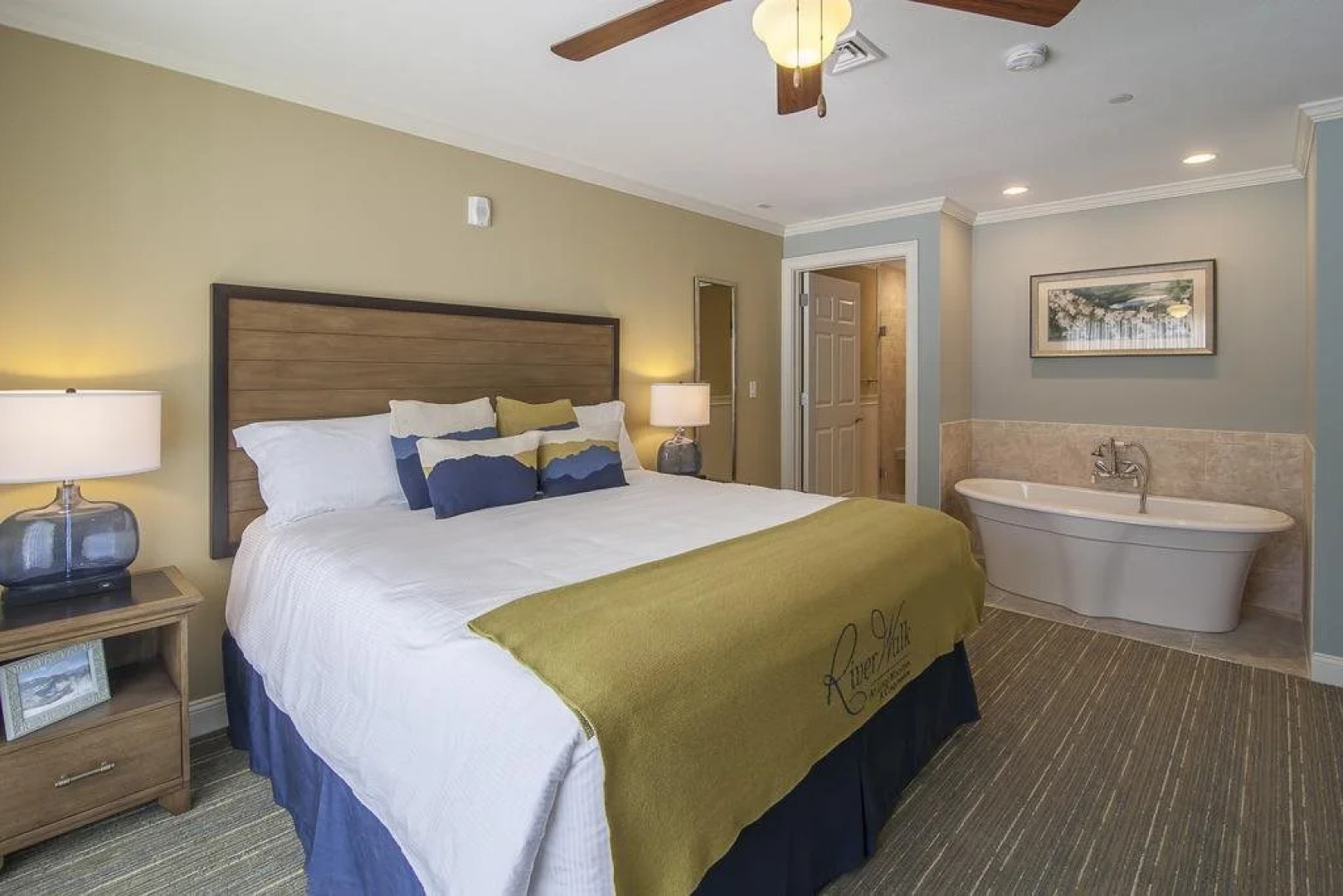 RiverWalk Resort at Loon Mountain