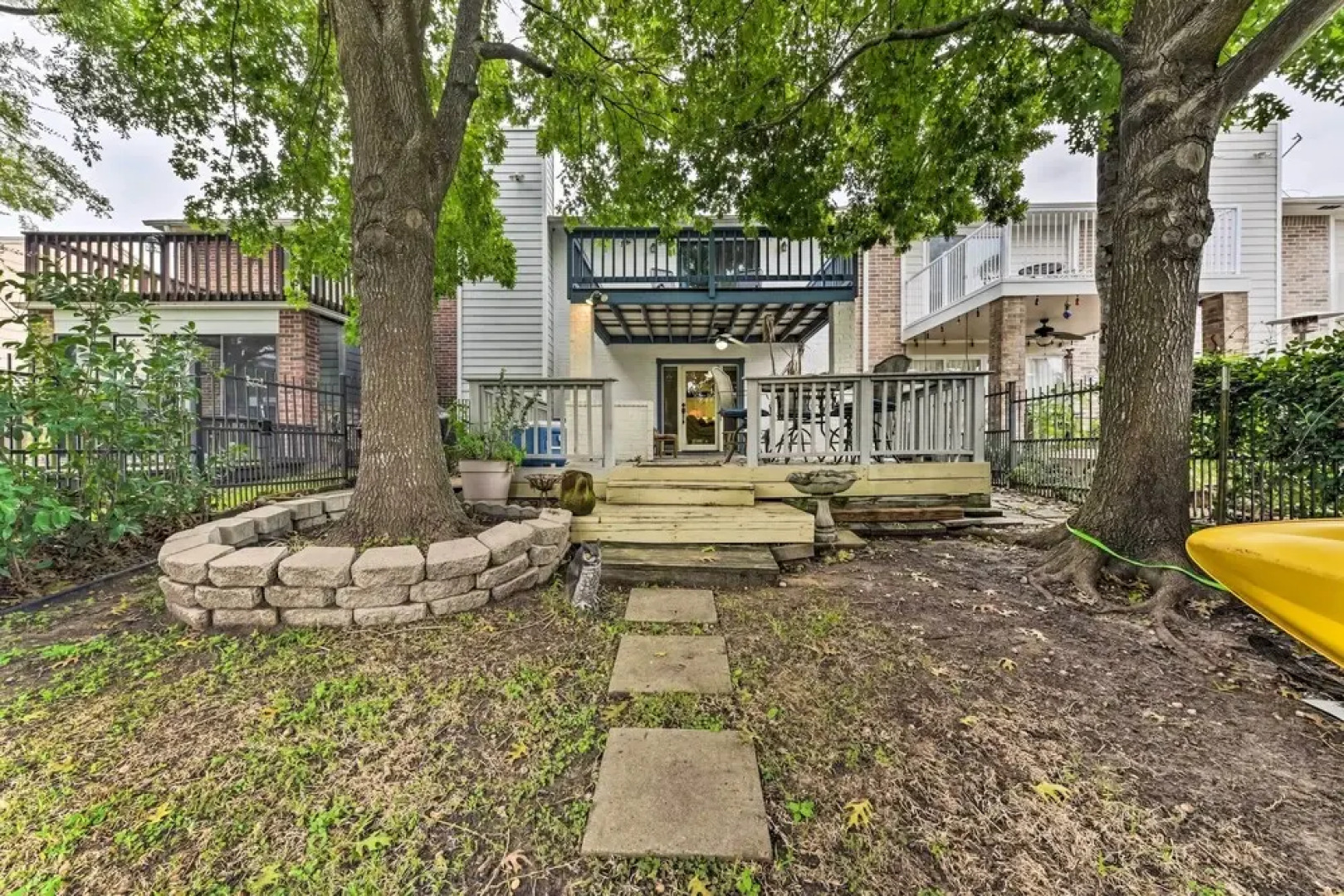 Quiet Lake Conroe Townhome w/ 2 Boat Slips!