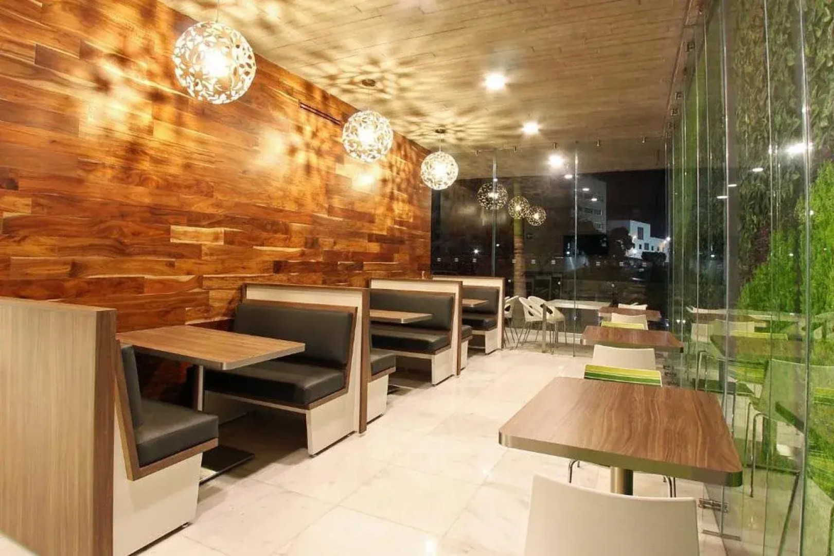 One Villahermosa 2000