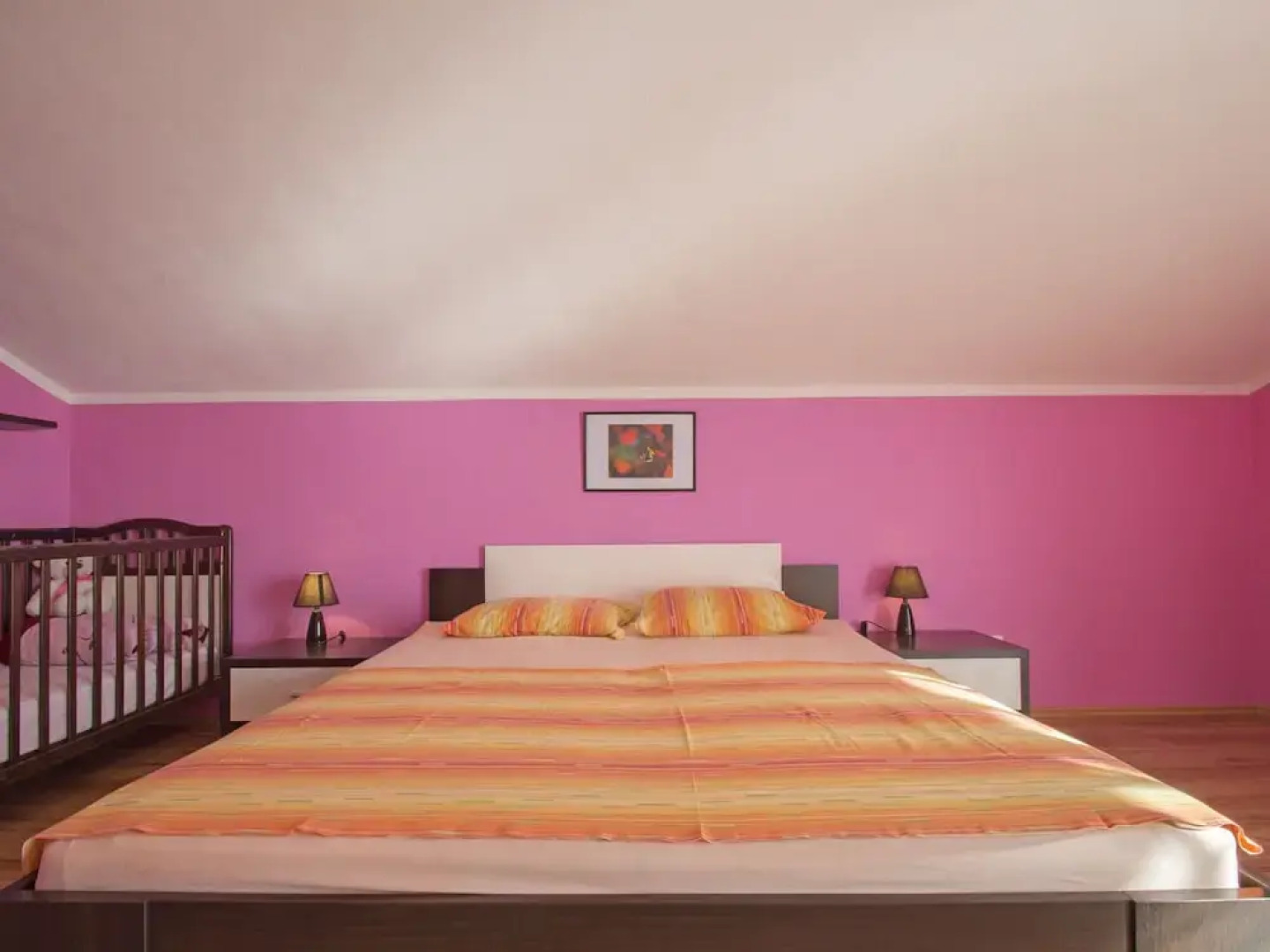 Adorable Holiday Home With Private Pool & Terrace With Barbecue