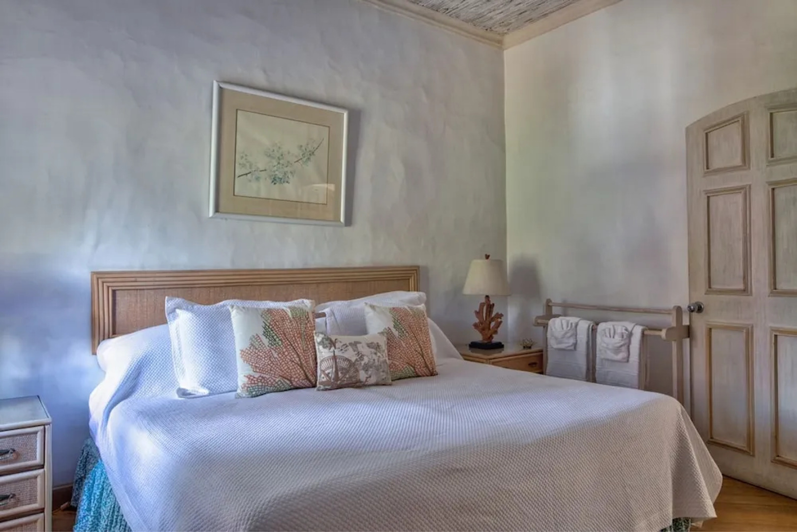 Waverly One by Blue Sky Luxury