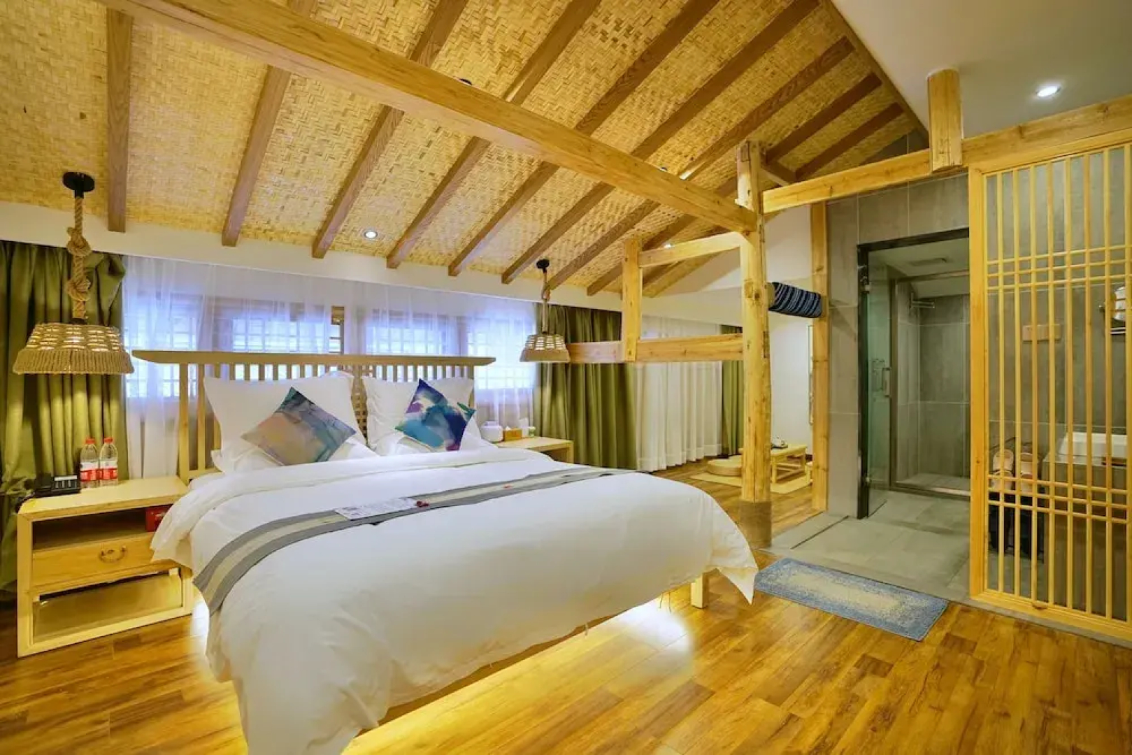 Yueju Wenlv · Yuexijiang Boutique Holiday Hotel (Leishan Xijiang Qianhu Miaozhai)