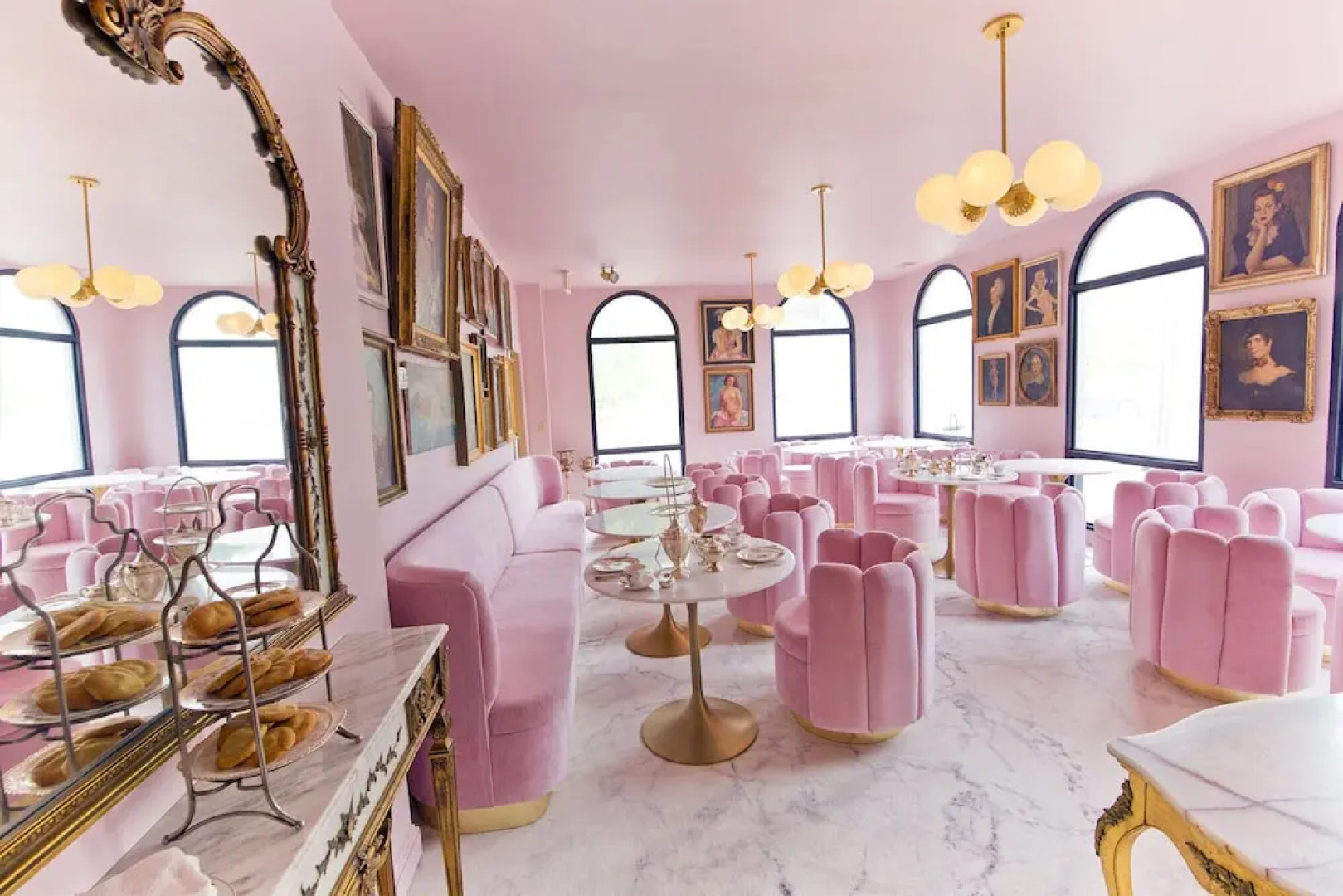 Garrison Inn Boutique Hotel