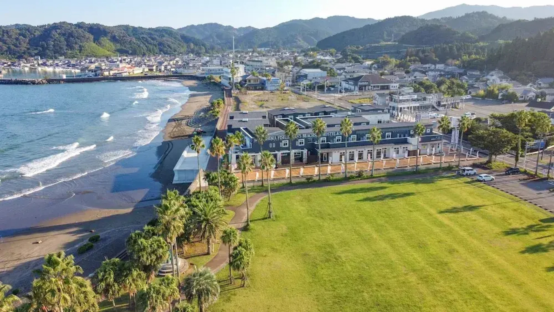 Aoshima Fisherman'S Beachside Hostel & Spa