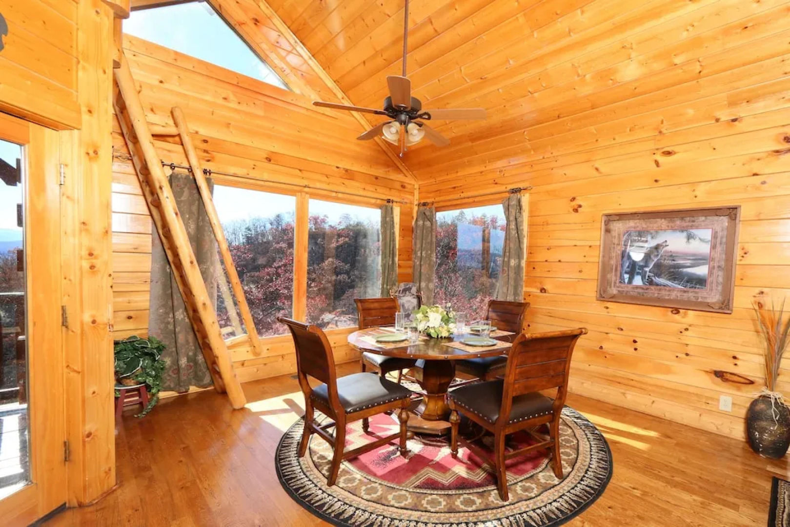 Howling Wolf - One Bedroom Cabin