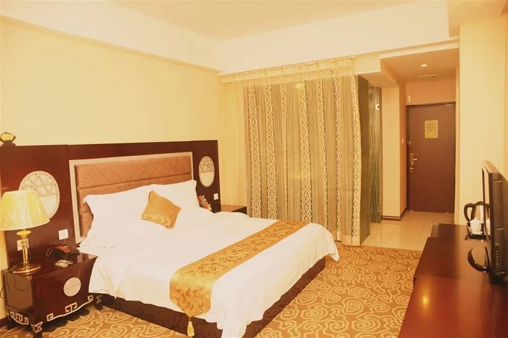 Orange Hotel Shenzhen Qianhai Bihai Bay