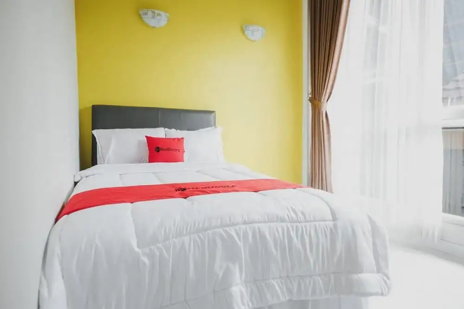 RedDoorz Syariah @ Jalan Dieng