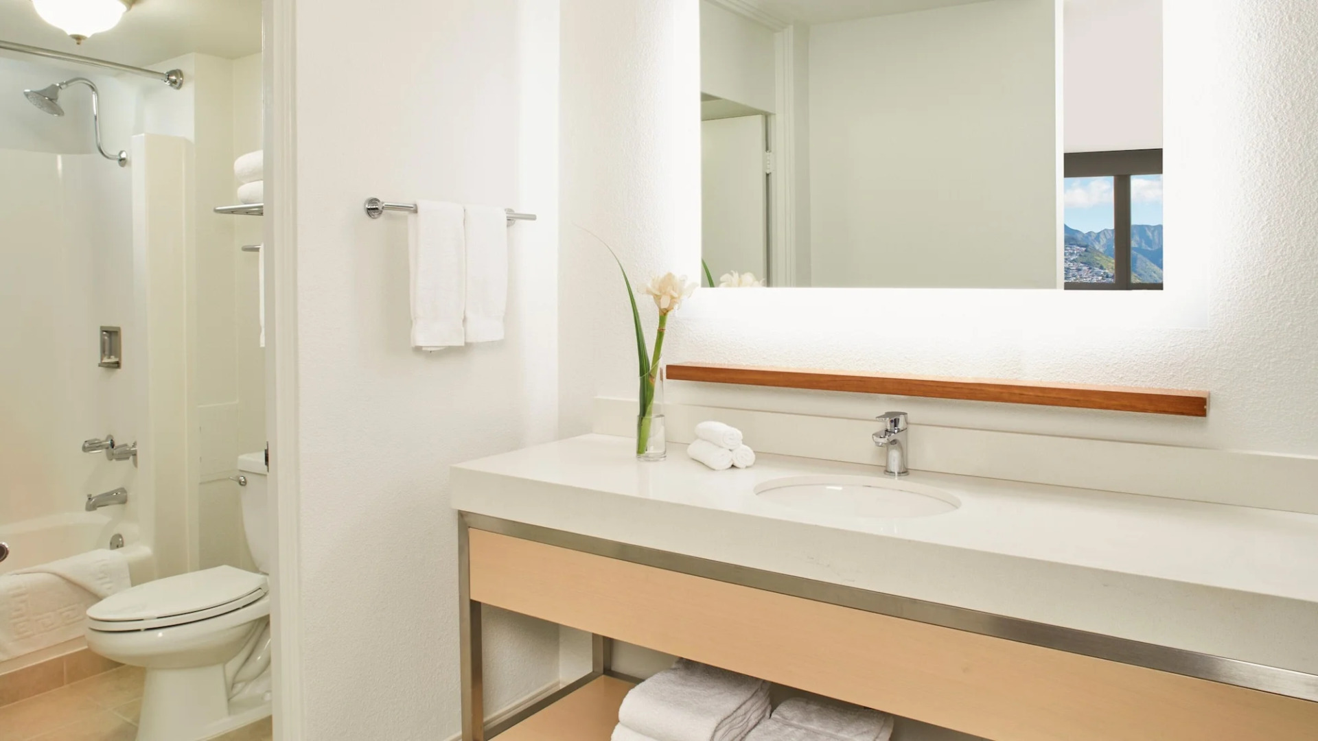 Queen Kapiolani Hotel